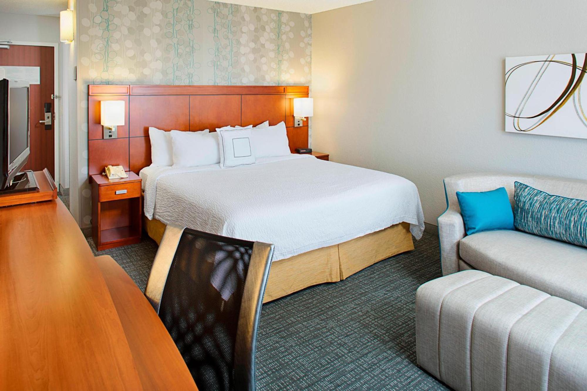 Courtyard By Marriott Tucson Williams Centre Hotel Exterior photo